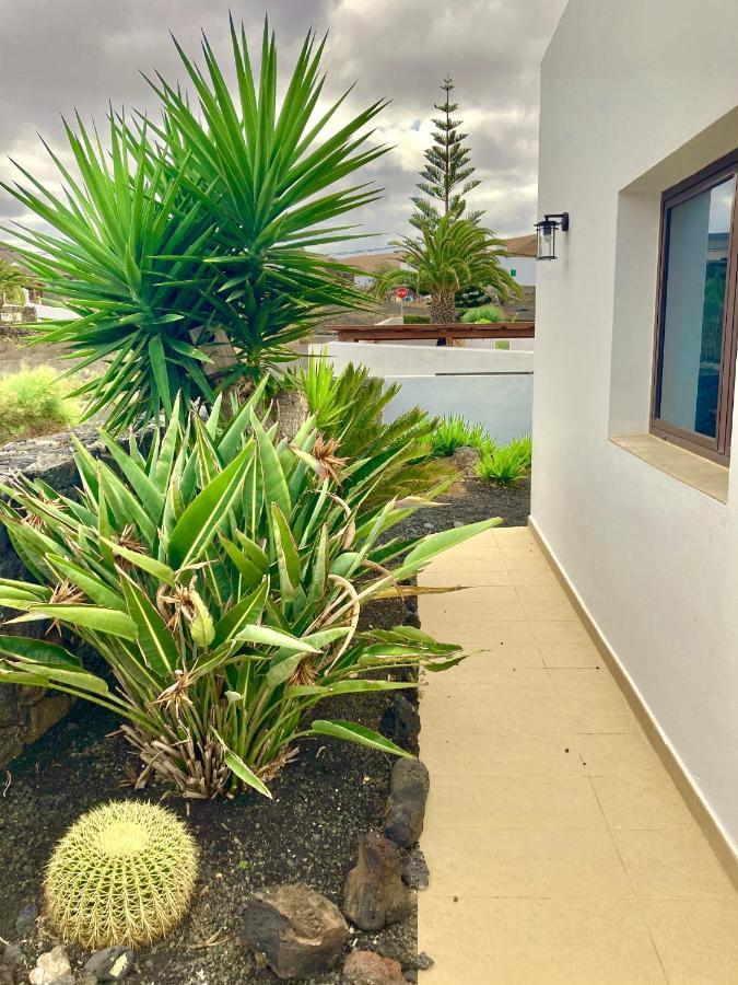 Habitaciones tía Ela Yaiza (Lanzarote) Exterior foto